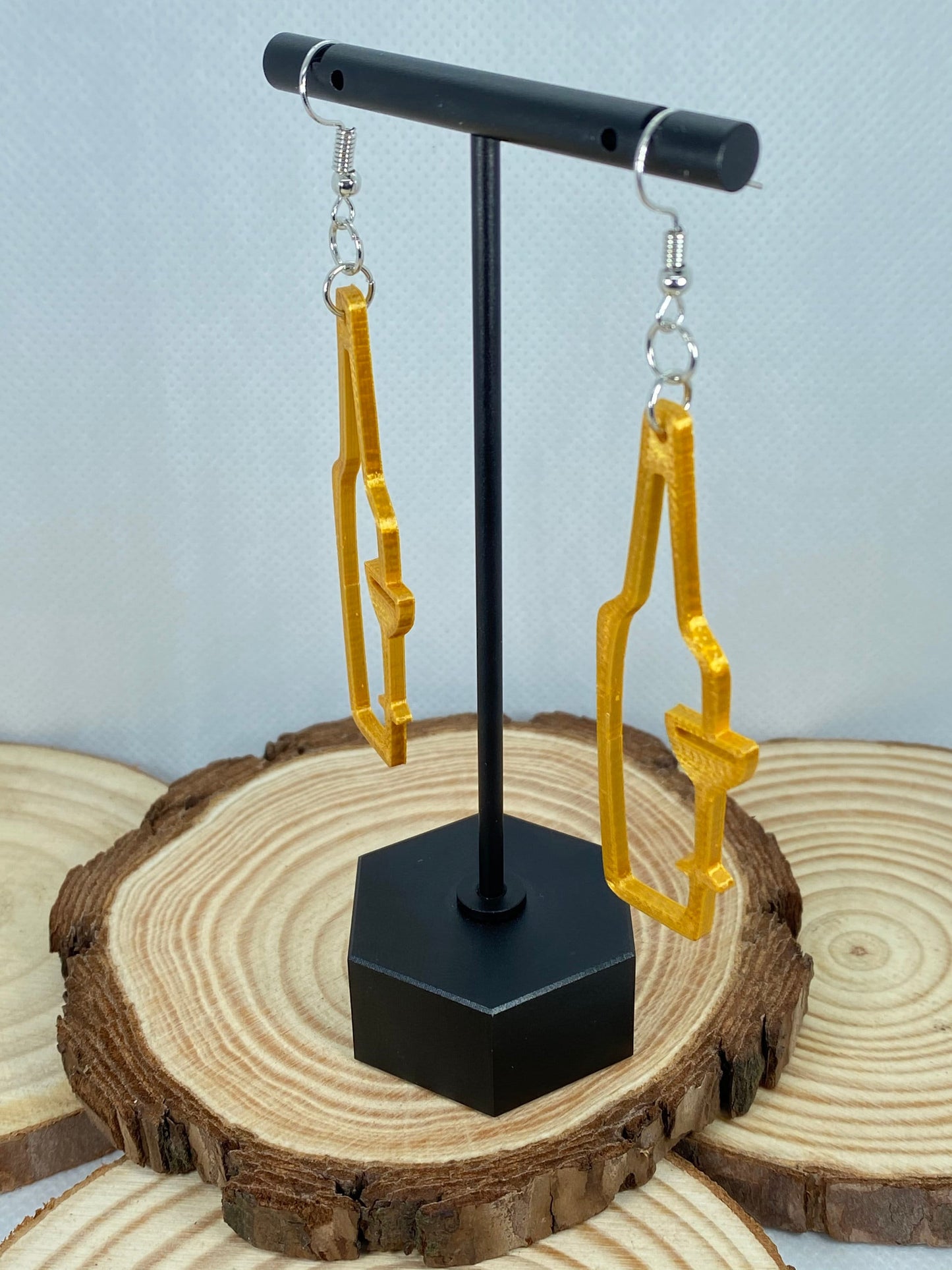 3D Printed Wine Bottle and Glass Silhouette