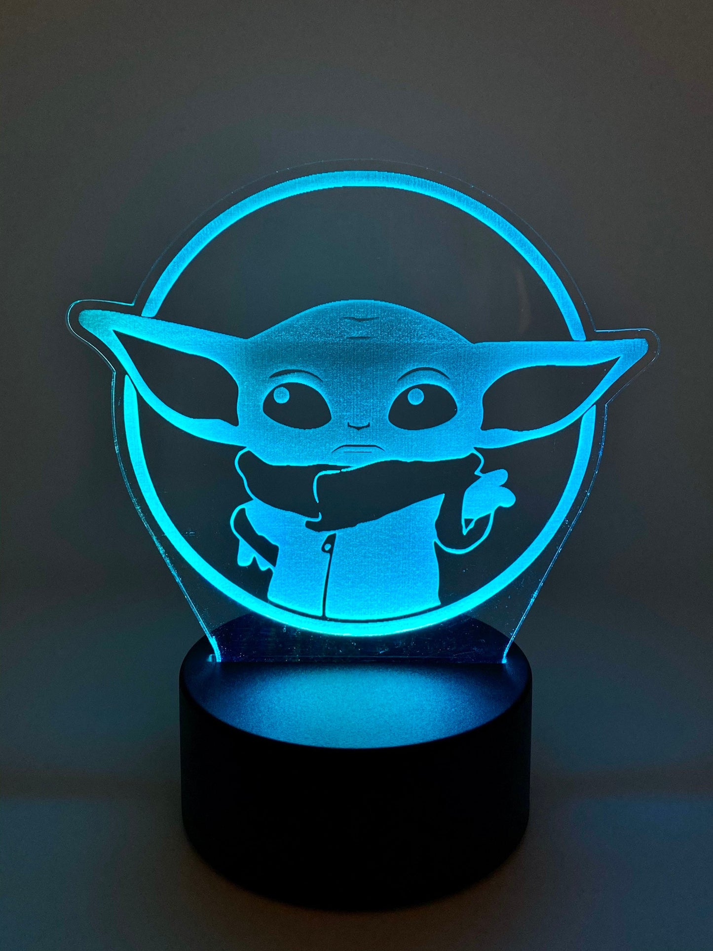 Baby Yoda "Mandalorian"3D LED Lamp / Multi Color / Illusion Laser Cut Art / Personalized Gift / Free Remote and Plug