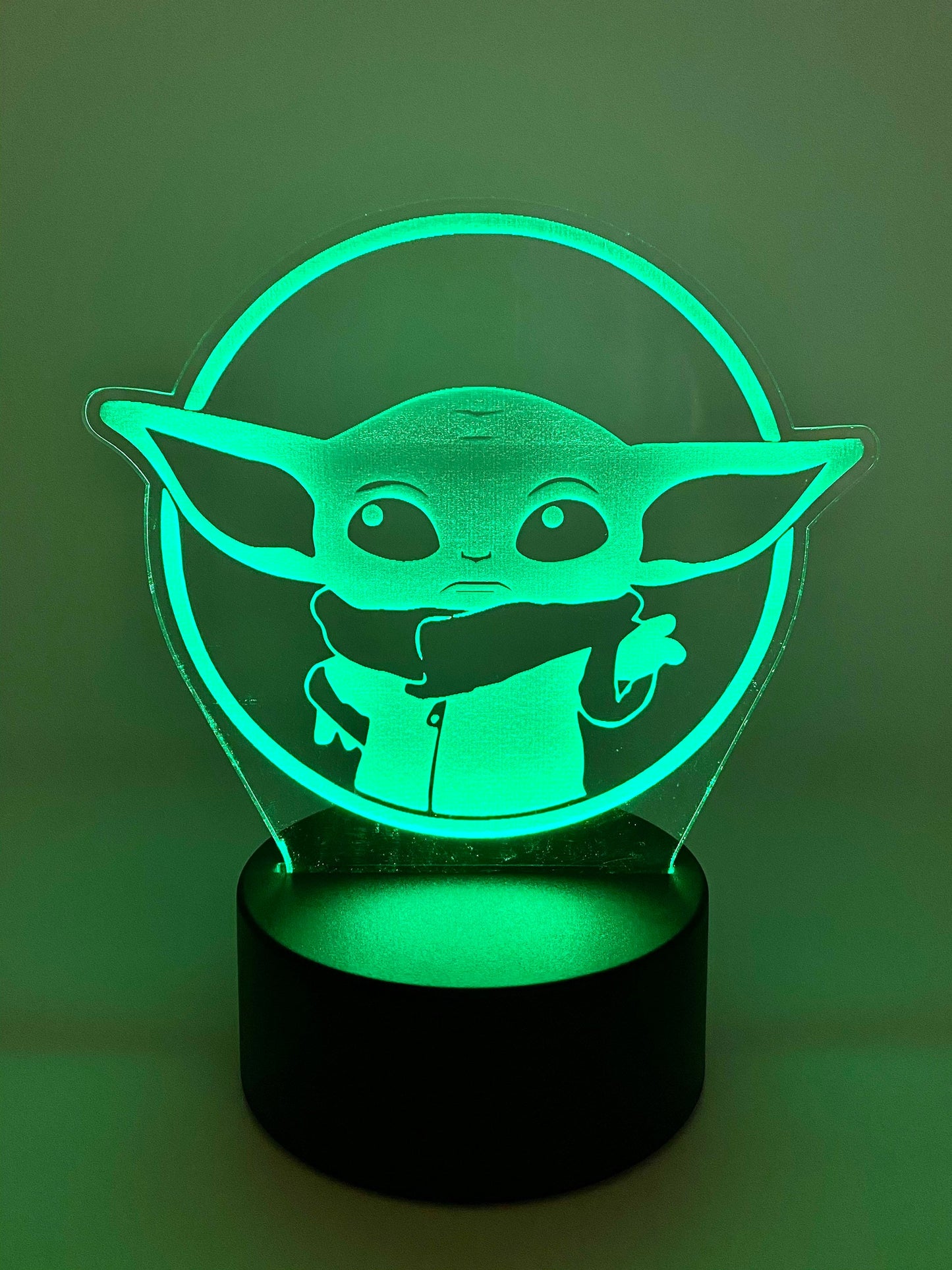 Baby Yoda "Mandalorian"3D LED Lamp / Multi Color / Illusion Laser Cut Art / Personalized Gift / Free Remote and Plug