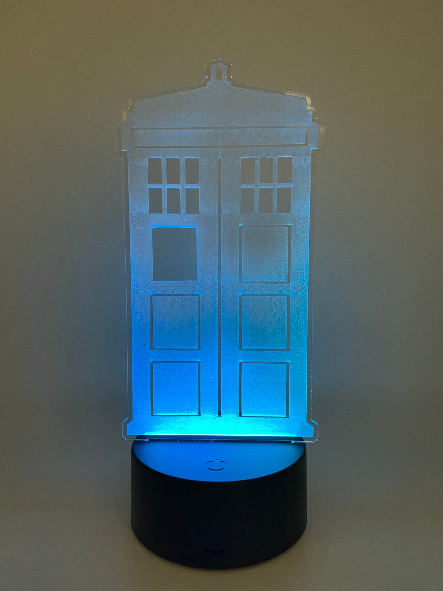 TARDIS Dr. Who 3D LED Lamp/Multi Color/Illusion Laser Cut Art/Personalized Gift/Free Remote, Plug and shipping