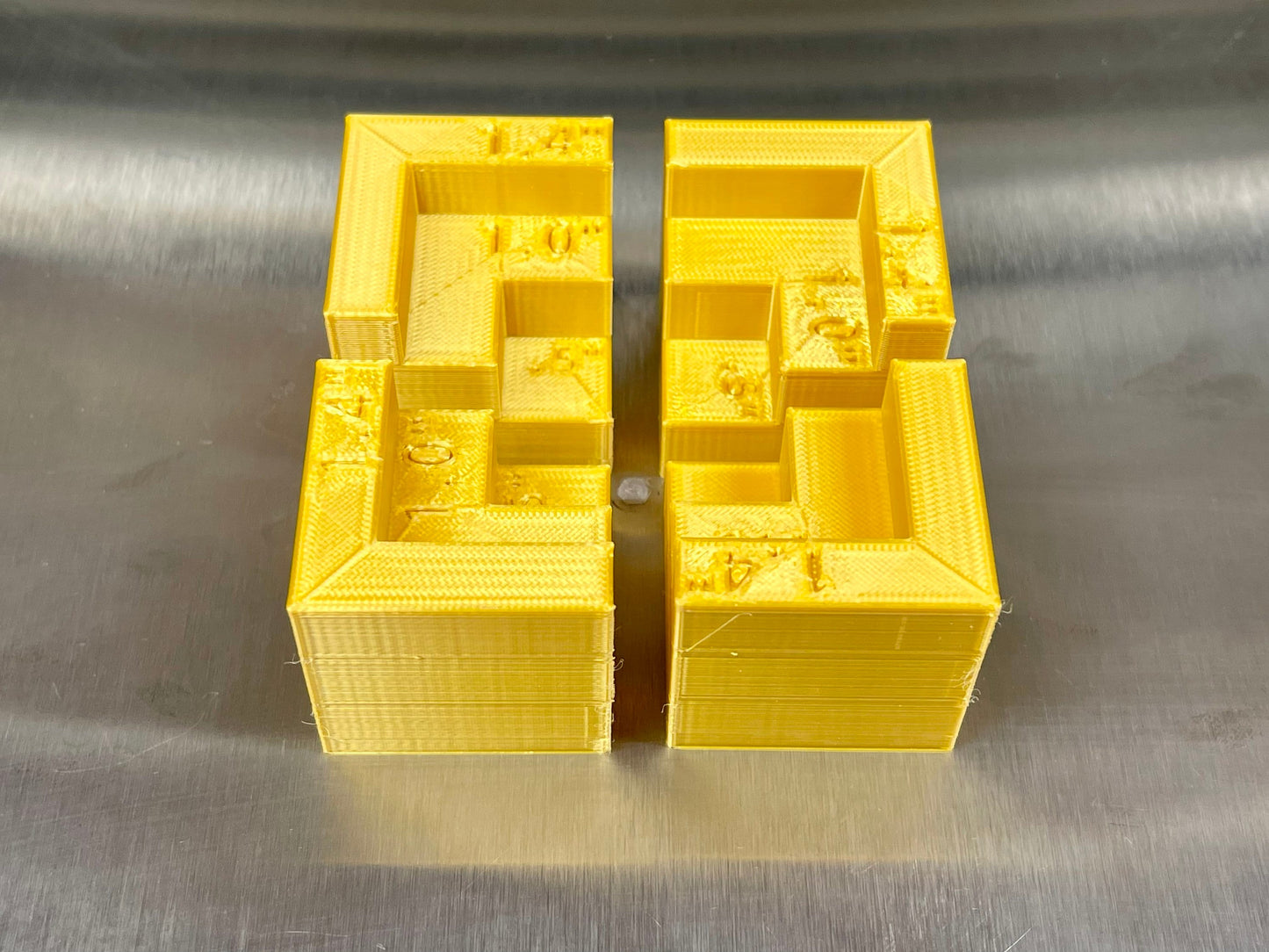 Glowforge Starter Kit/SET of 4 Magnetic Bed Risers/with 12, 24, 48, or 60 Honeycomb Tray Pins/20+ Colors/Super Durable /3D Printed