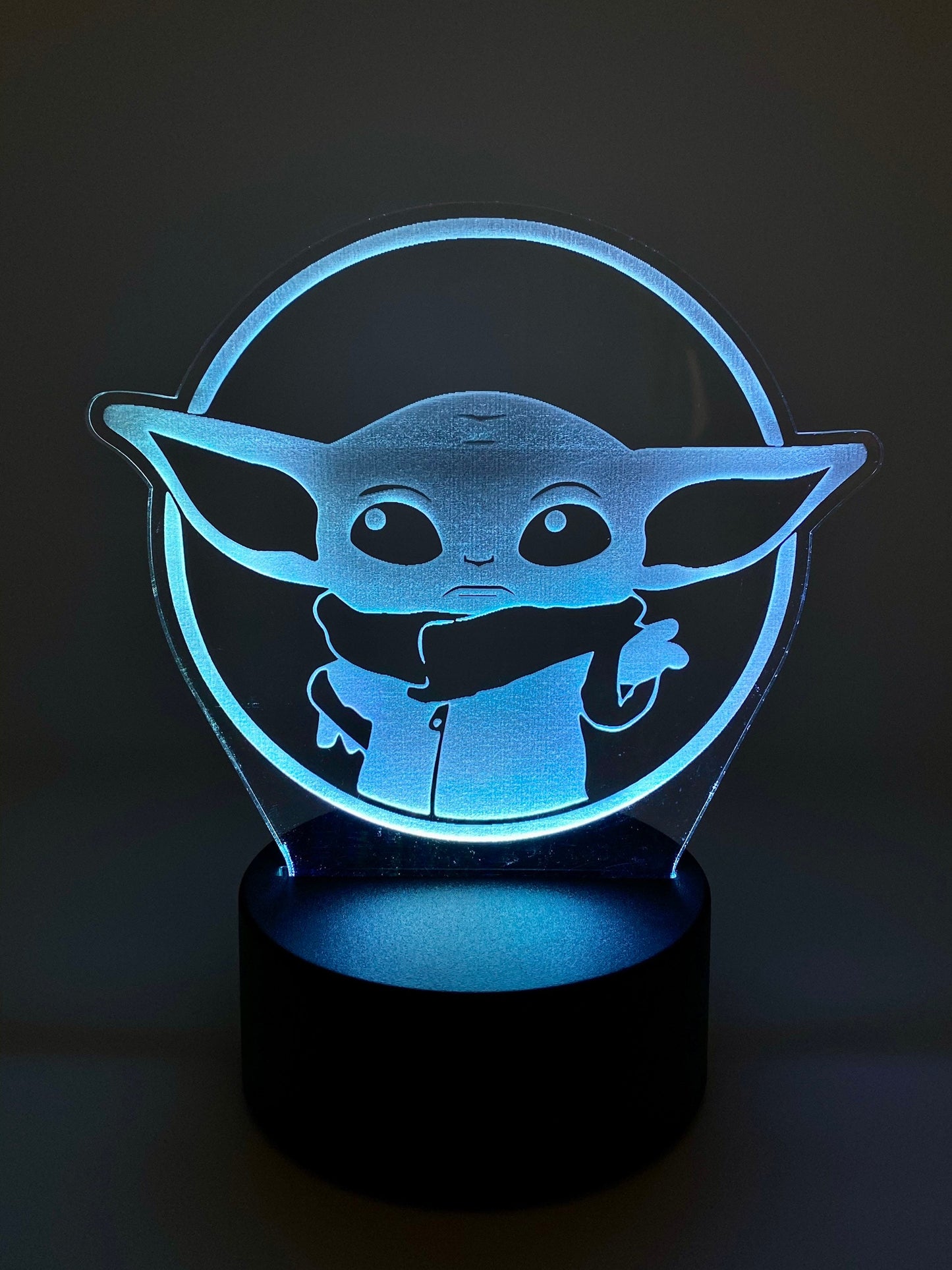 Baby Yoda "Mandalorian"3D LED Lamp / Multi Color / Illusion Laser Cut Art / Personalized Gift / Free Remote and Plug