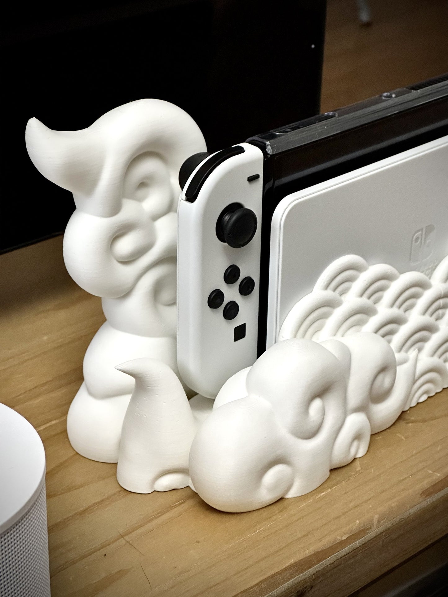 3D Printed Nintendo Switch Japanese Cloud Dock - CLASSIC & OLED VERSION /Custom Color/Great Gift for that Gamer